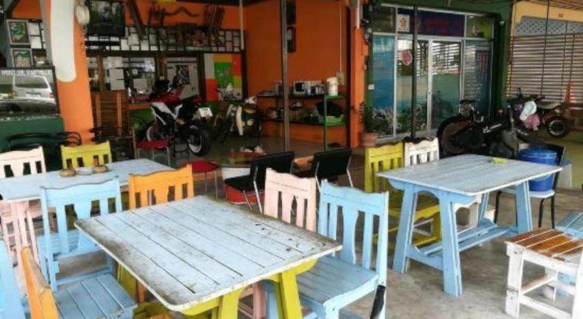 Oyo 586 I Hostel Phuket Eksteriør bilde